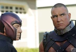 Magneto tells Juggernaut that Cyclops thinks he's a girlie poofter.
